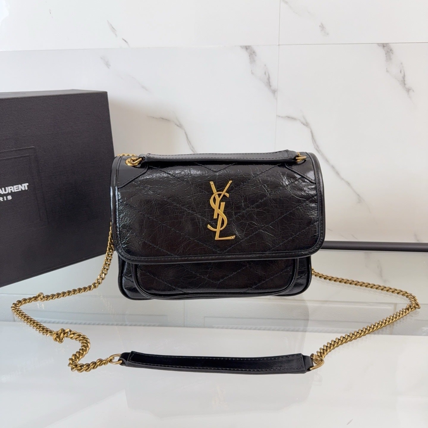 Black Leather Niki Shoulder Bag - Level 5