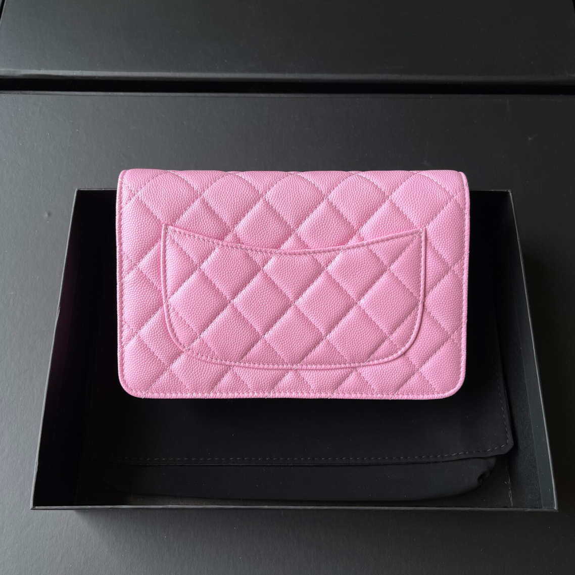 Wallet On Chain Pink Caviar Leather - Level X
