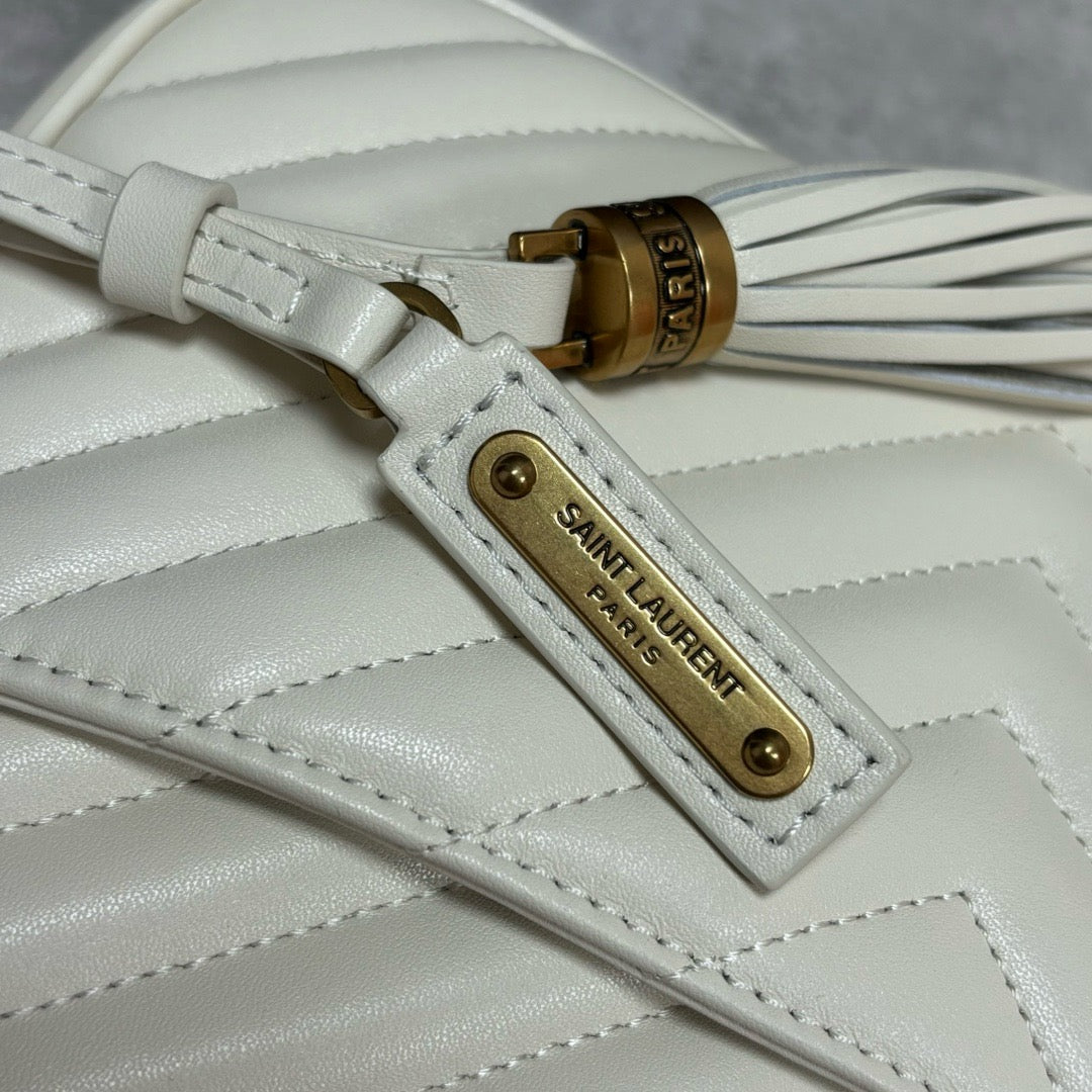 Leather Lou Camera Bag - Level 5