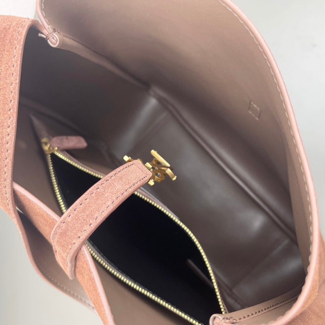 Le 5 à 7 Supple Suede Bag YLS - Level 4
