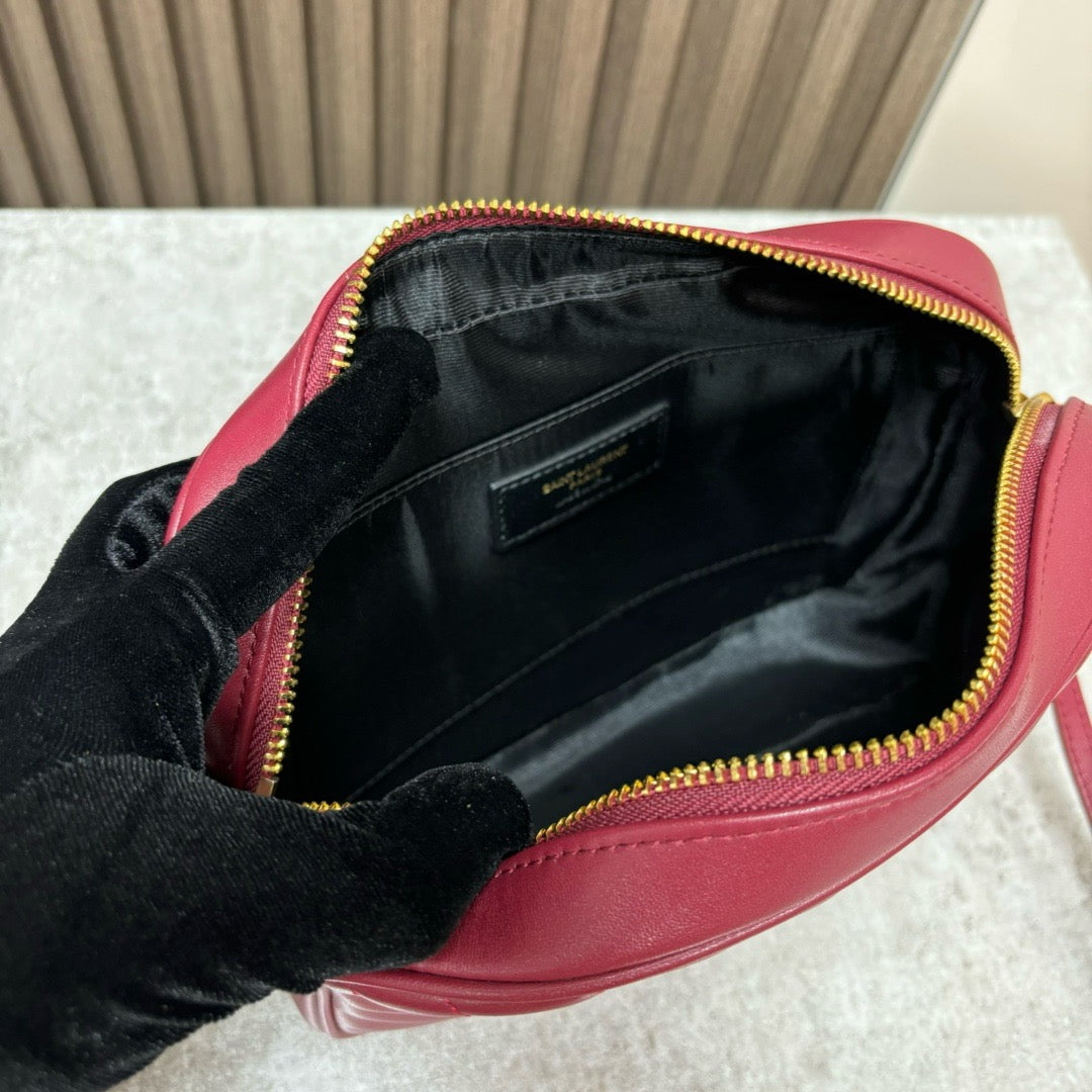 Leather Lou Camera Bag - Level 5