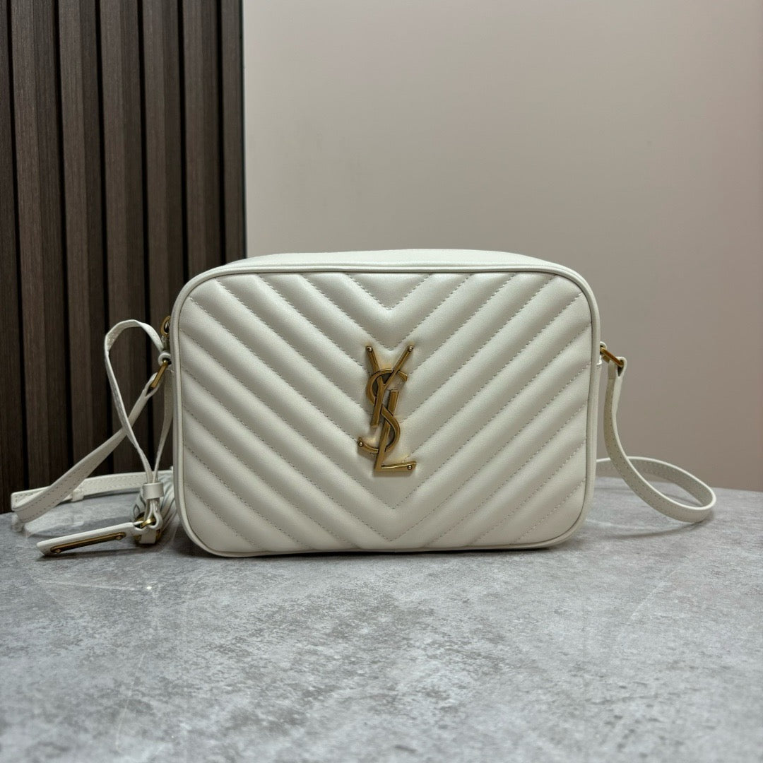 Leather Lou Camera Bag - Level 5