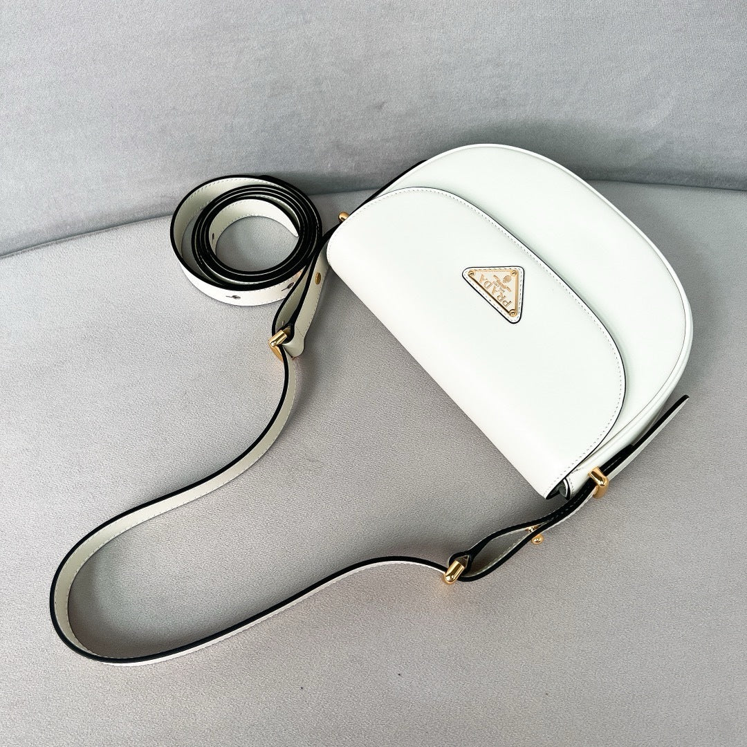 White Leather Arque Shoulder Bag - Level 5