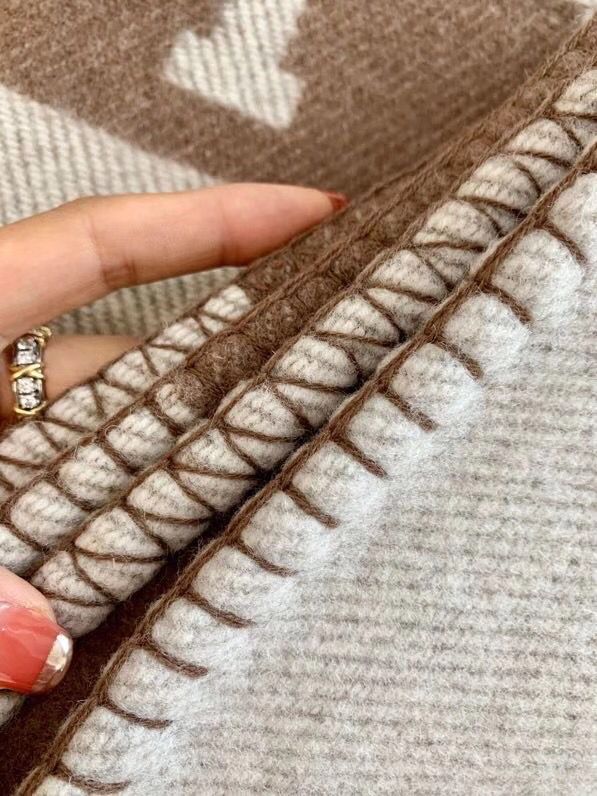 Camel Avalon Throw Blanket - Level 5