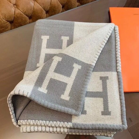Grey Avalon Throw Blanket - Level 5