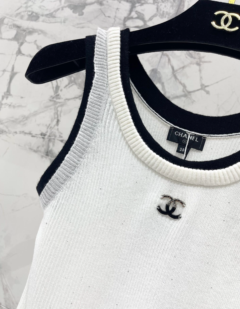 Rhinestone Contrast Knit Tank Top