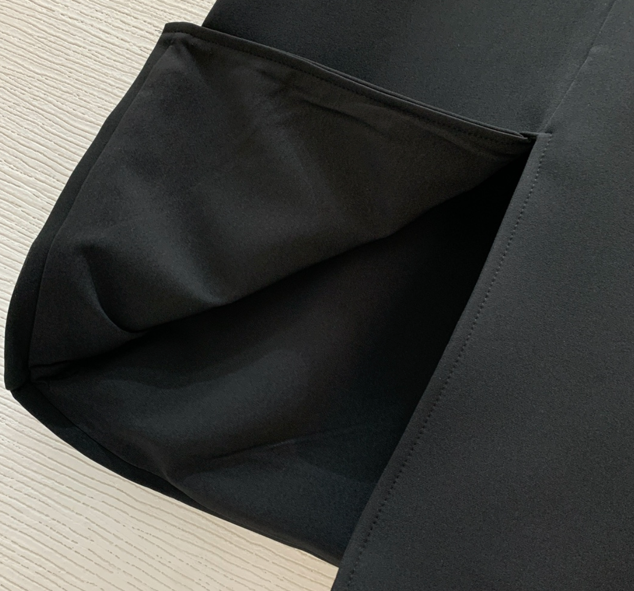 '95 Fitted Medusa Midi Dress