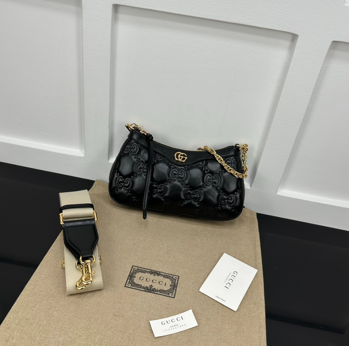 Quilted Leather Shoulder Bag GCI - Level 5