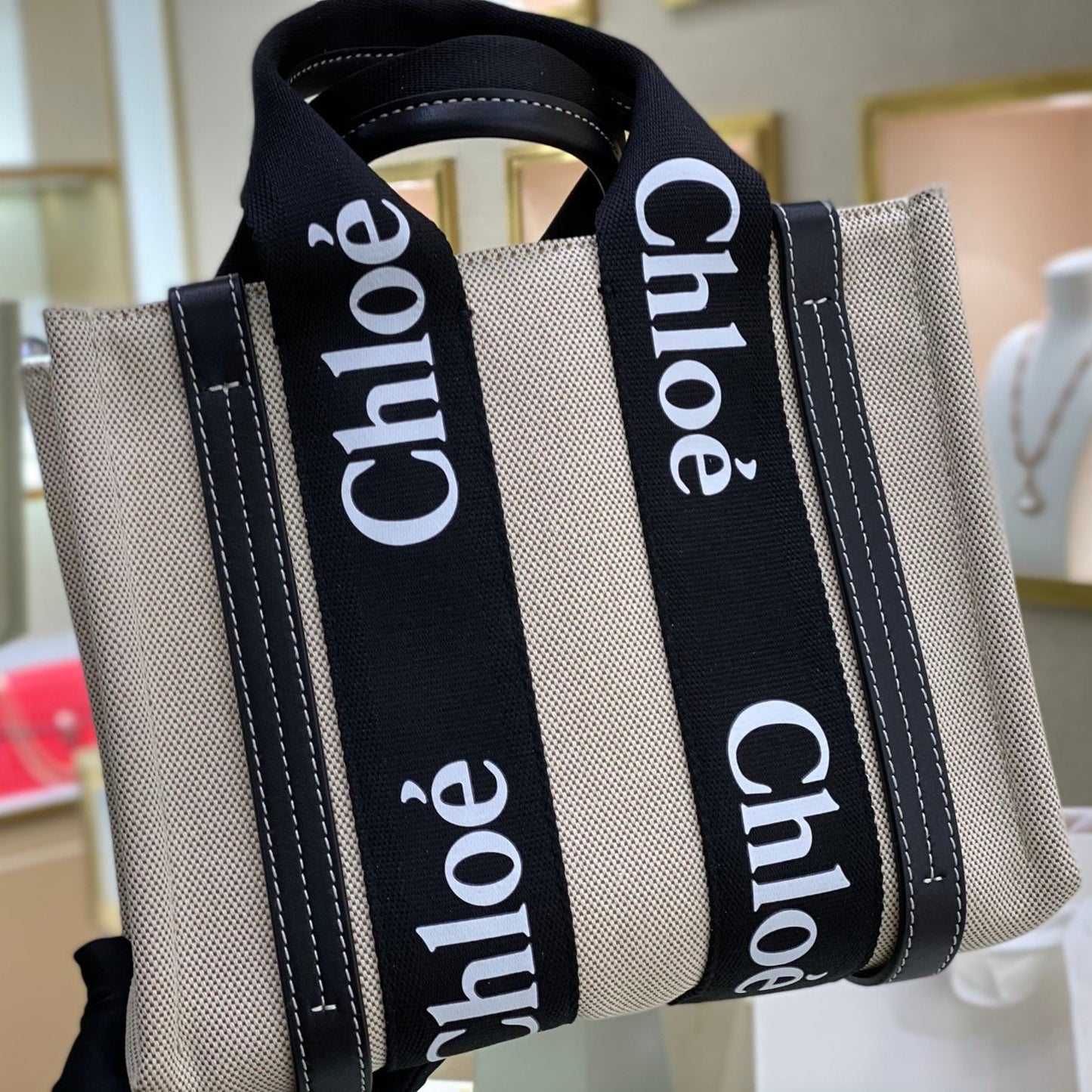 Small Woody Tote Black - Level 5