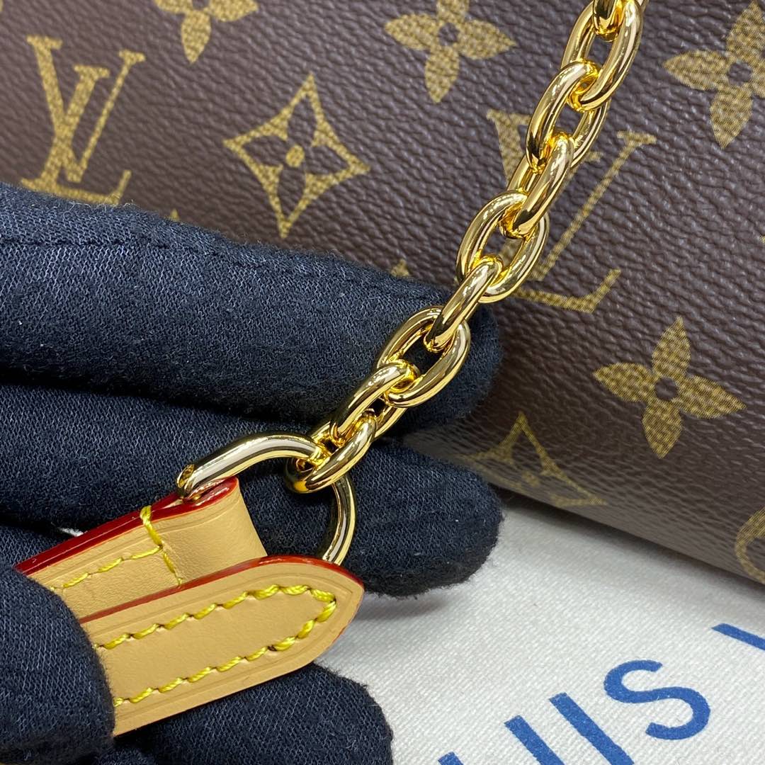 Monogram & Leather Carryall BB - Level 5