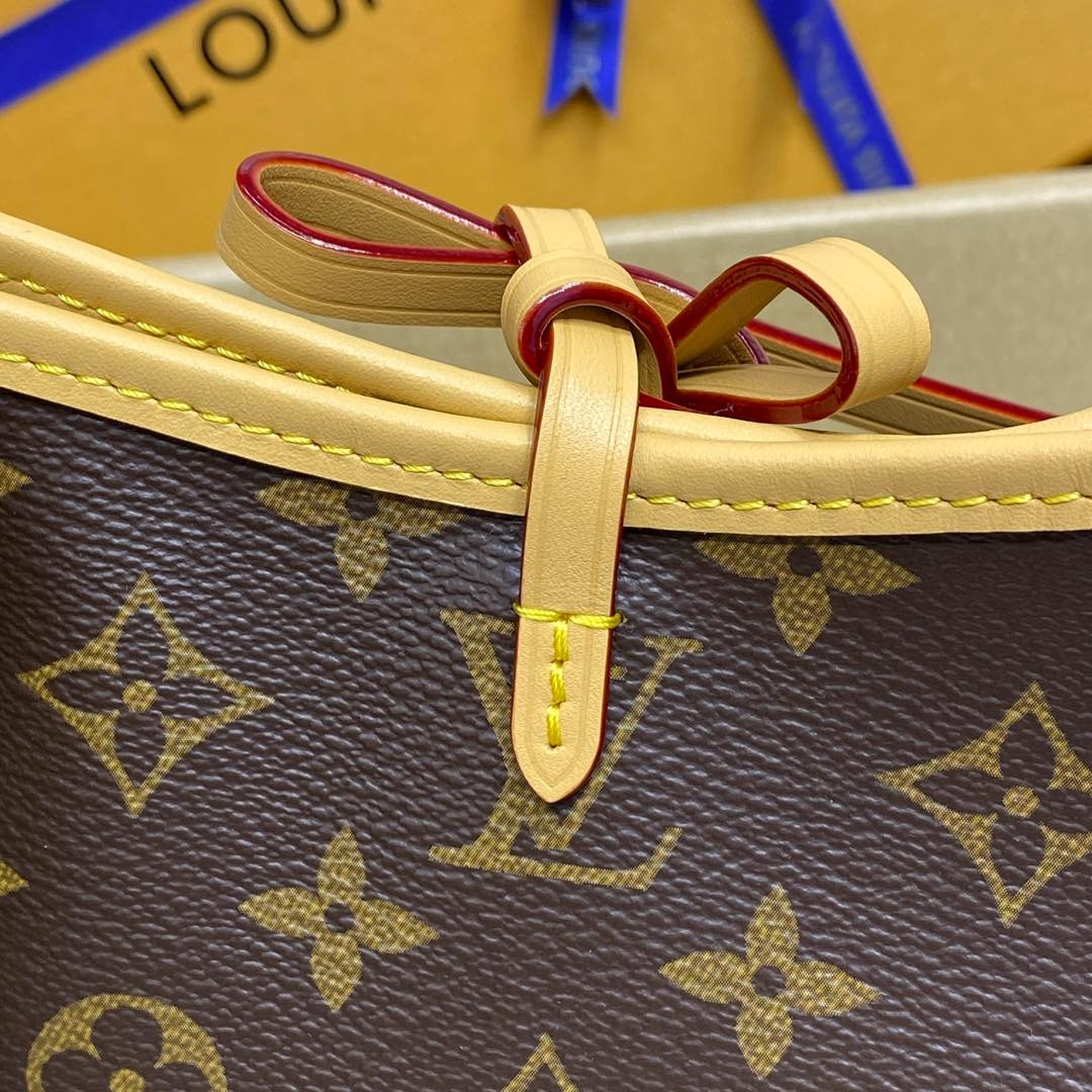 Monogram & Leather Carryall BB - Level 5