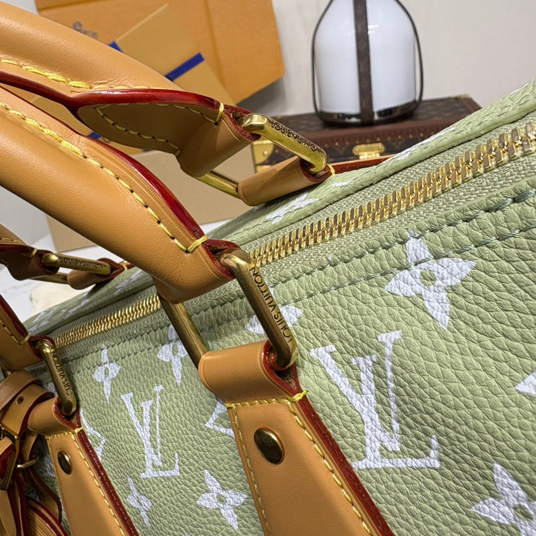 P9 Speedy 30 Bandouliere Light Green Leather - Level 5