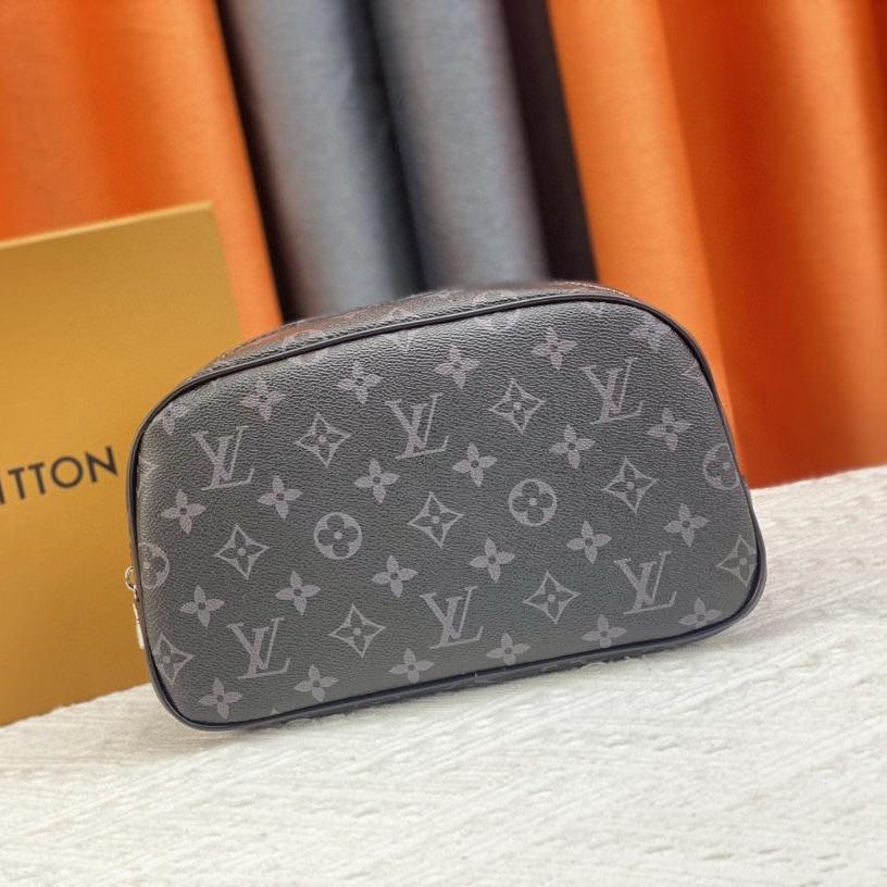 Toiletry Pouch GM LOU - Level 3