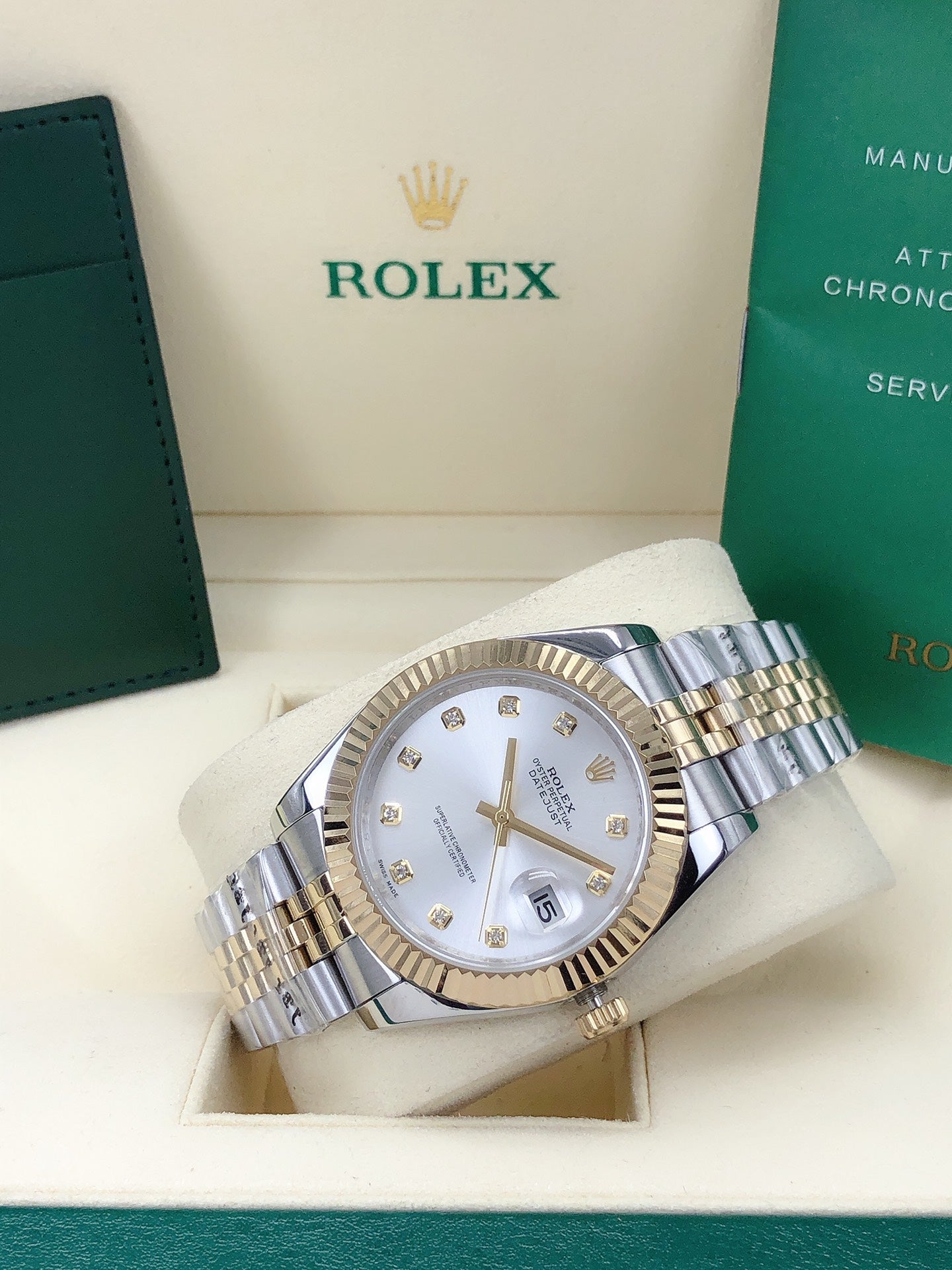 Jubilee Datejust Watch White Two-Tone 41mm RLX - Level 3