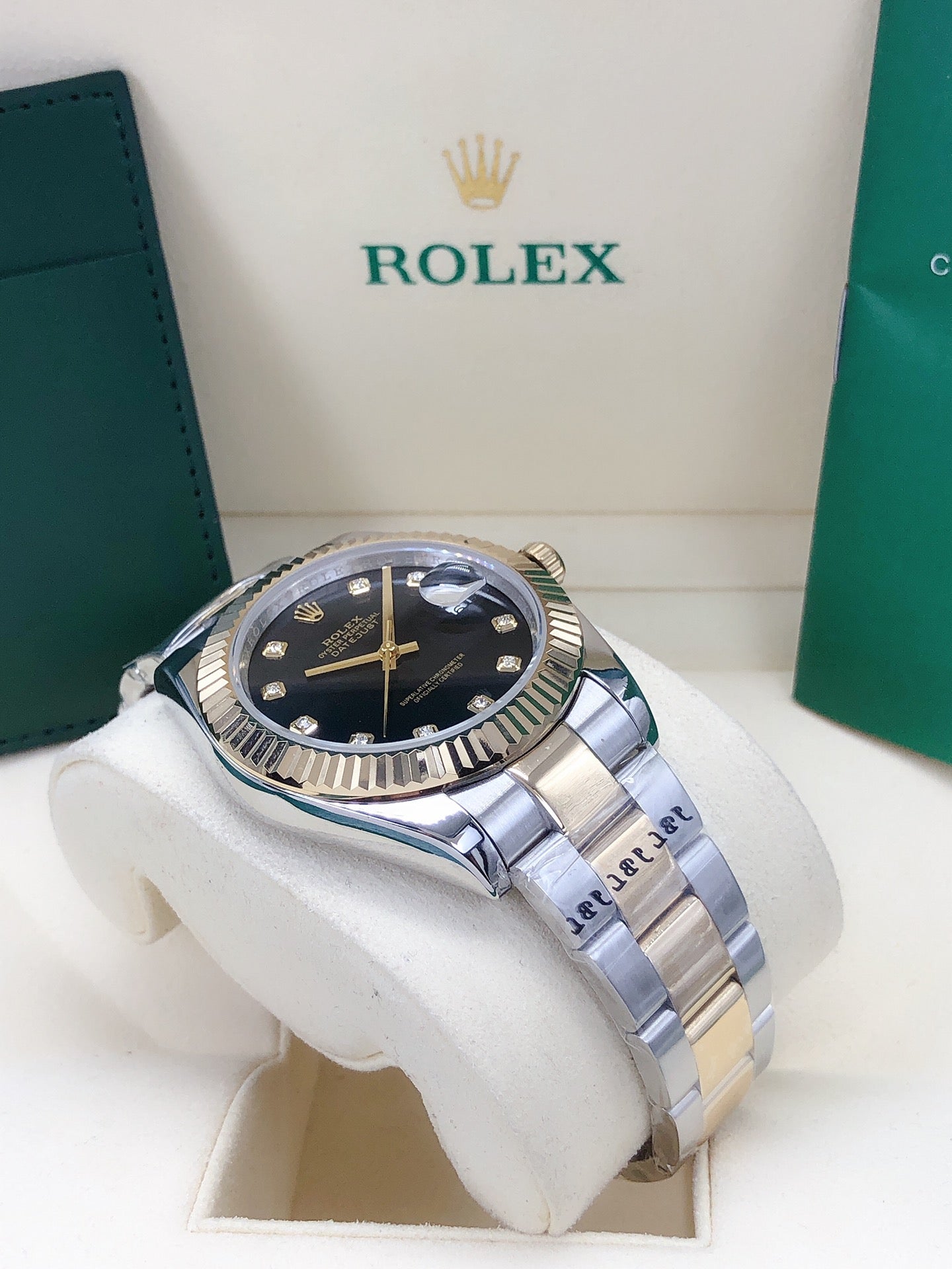 Oyster Datejust Watch Black Two-Tone 41mm RLX - Level 3