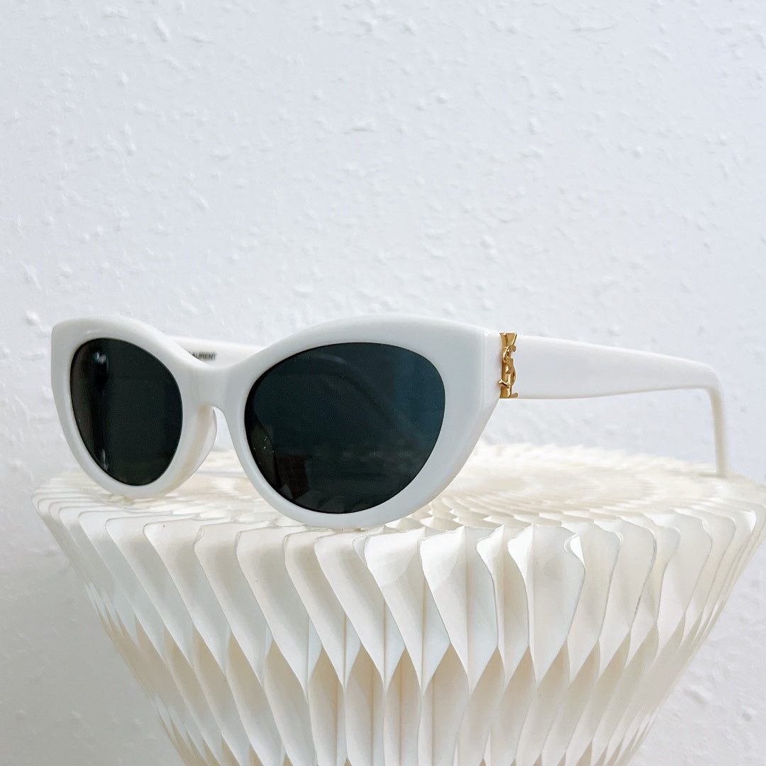 Cat-Eye Frame Saint Sunglasses