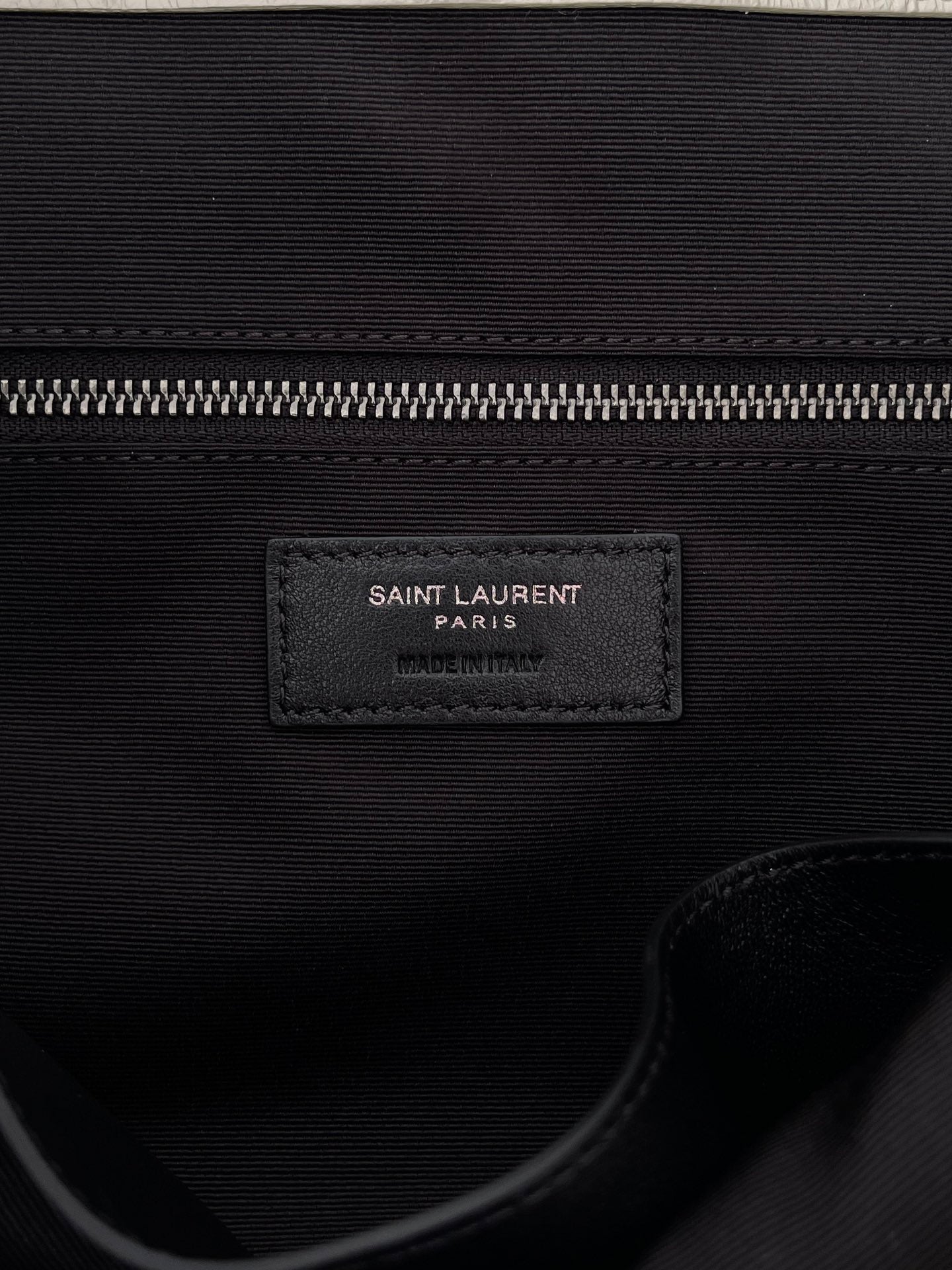 White Leather Niki Tote Bag - Level 5