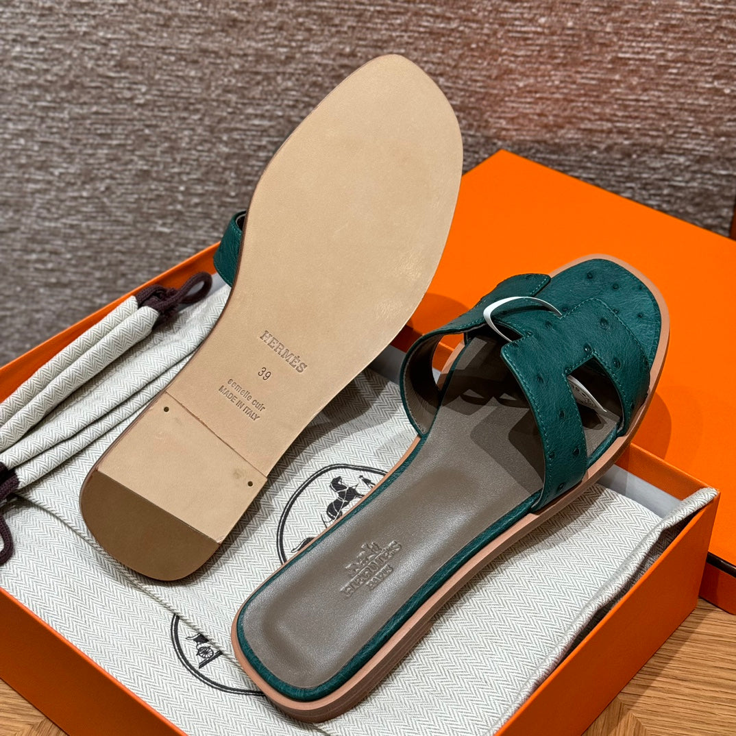 Malachite Green Ostrich Oran Sandals - Level X