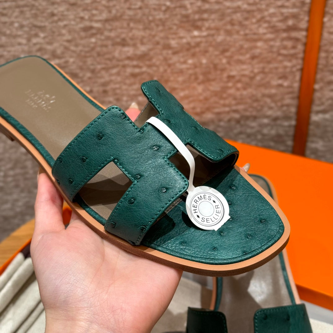Malachite Green Ostrich Oran Sandals - Level X