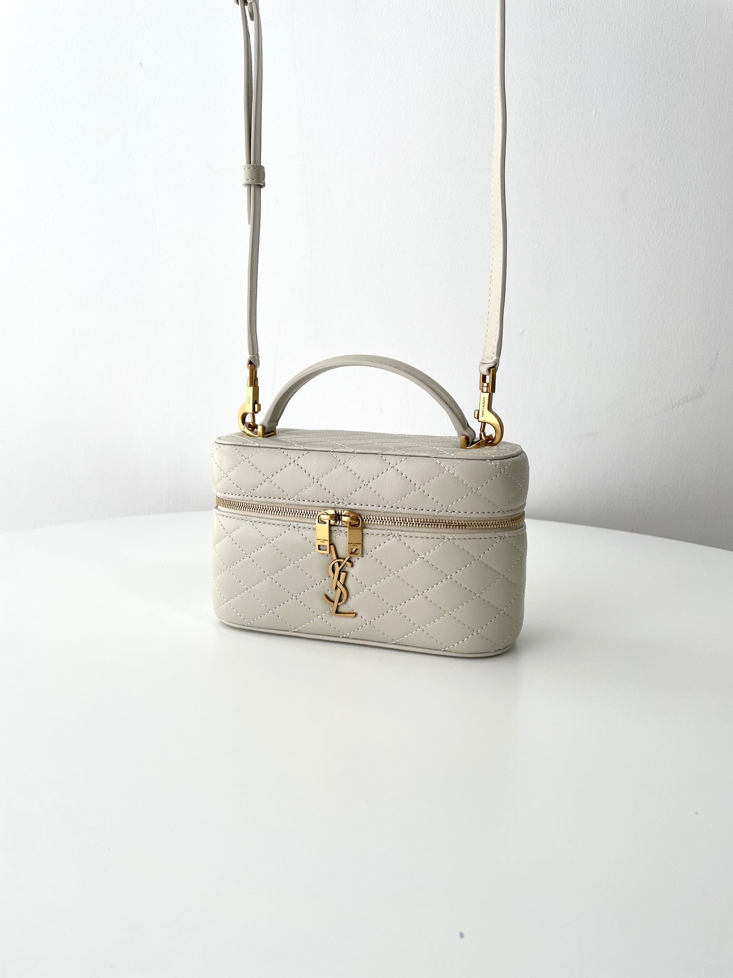 Gaby Vanity Bag Blanc Vintage Leather - Level 5