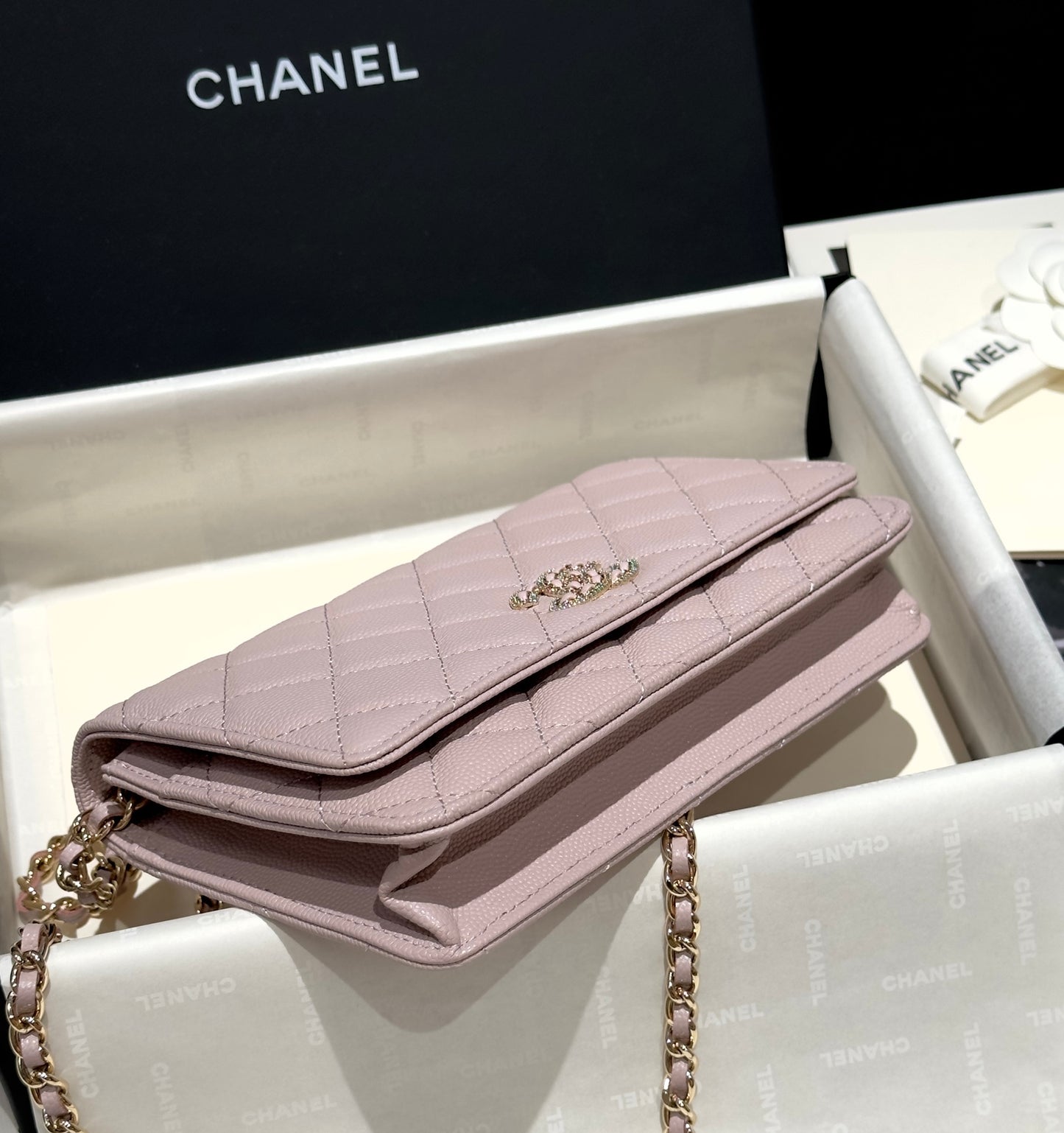 Diamond Pink Caviar Leather Wallet On Chain - Level 5