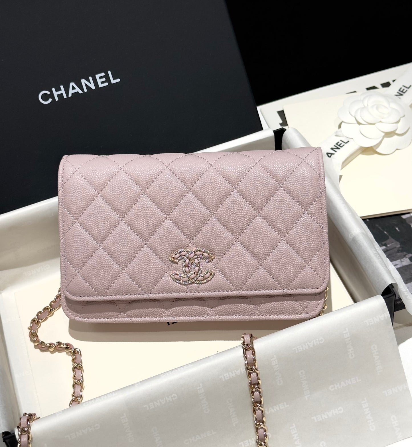 Diamond Pink Caviar Leather Wallet On Chain - Level 5