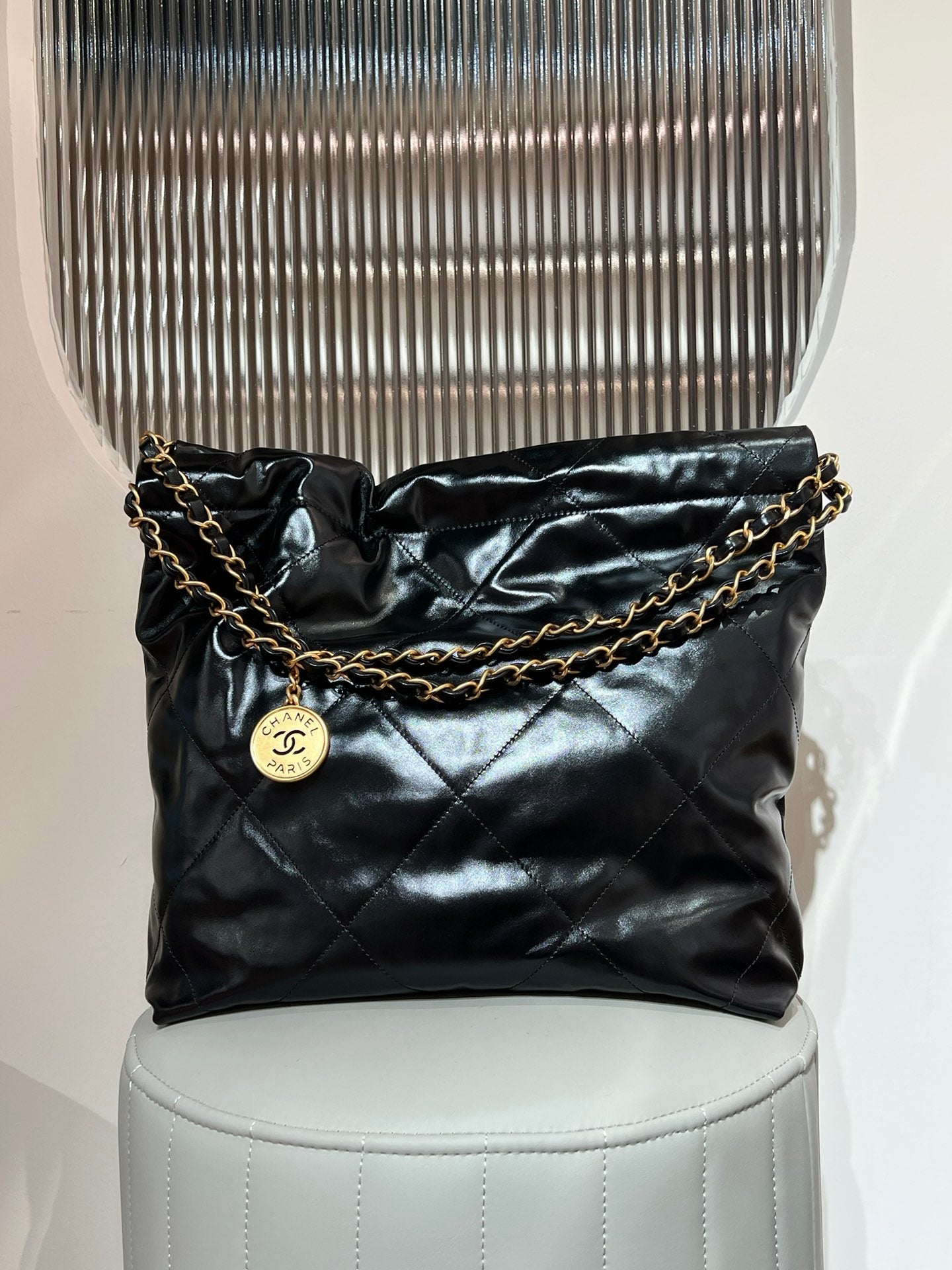 22 Bag Small Gold & Black Lambskin Leather - Level X
