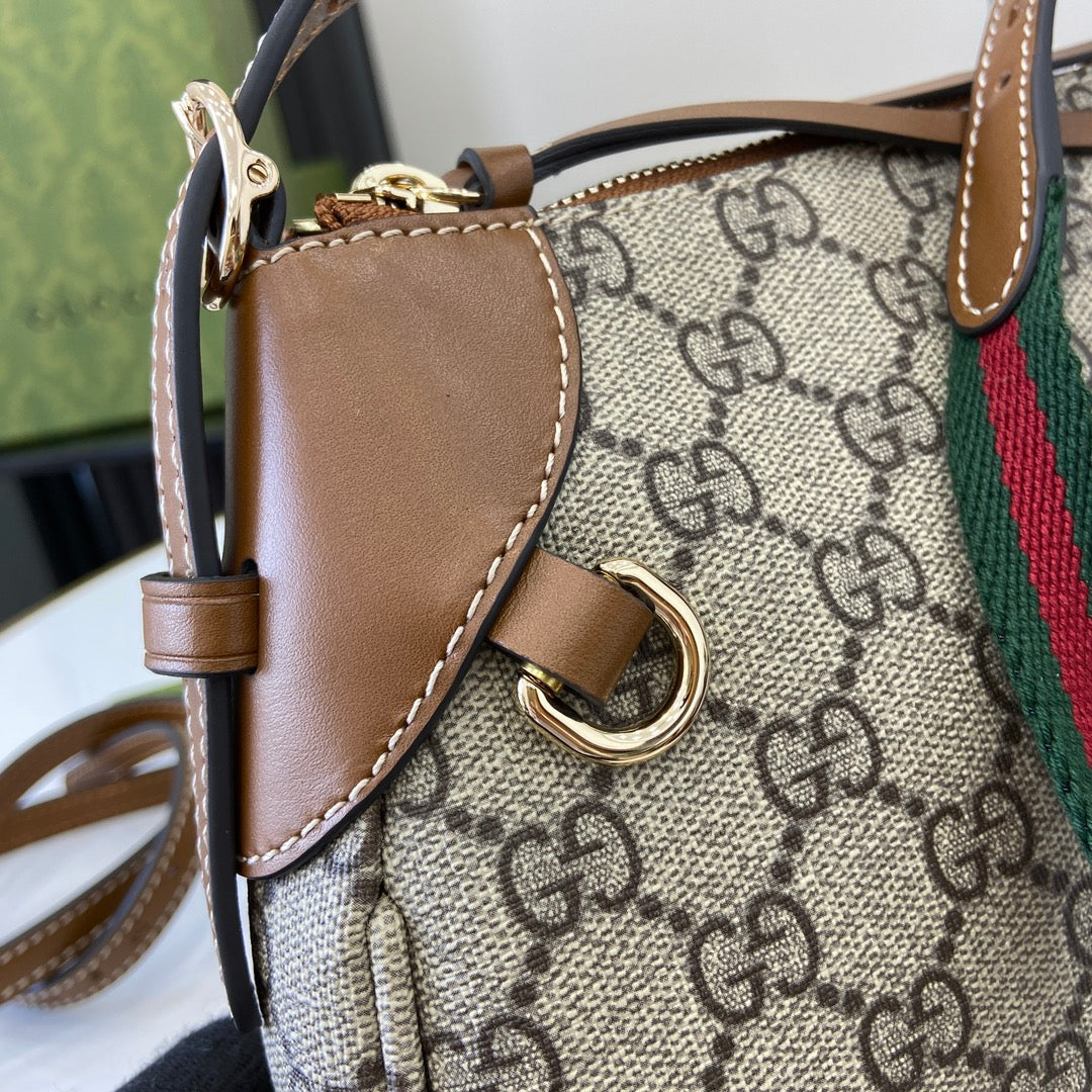Emblem Shoulder Bag - Level 5