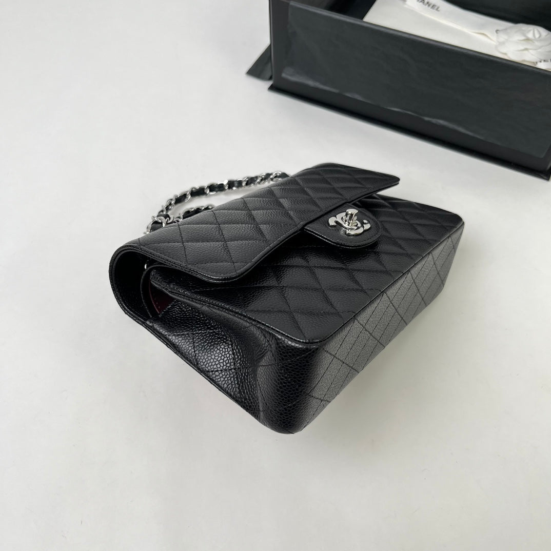 Black Caviar Leather Small Flap Bag - Level X