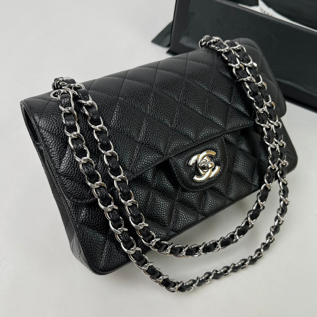 Black Caviar Leather Small Flap Bag - Level X