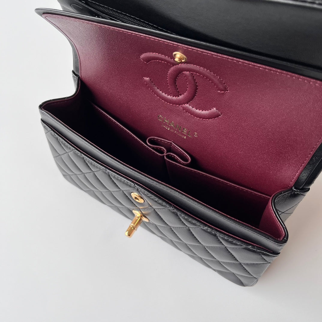 Black Lambskin Leather Small Flap Bag - Level X