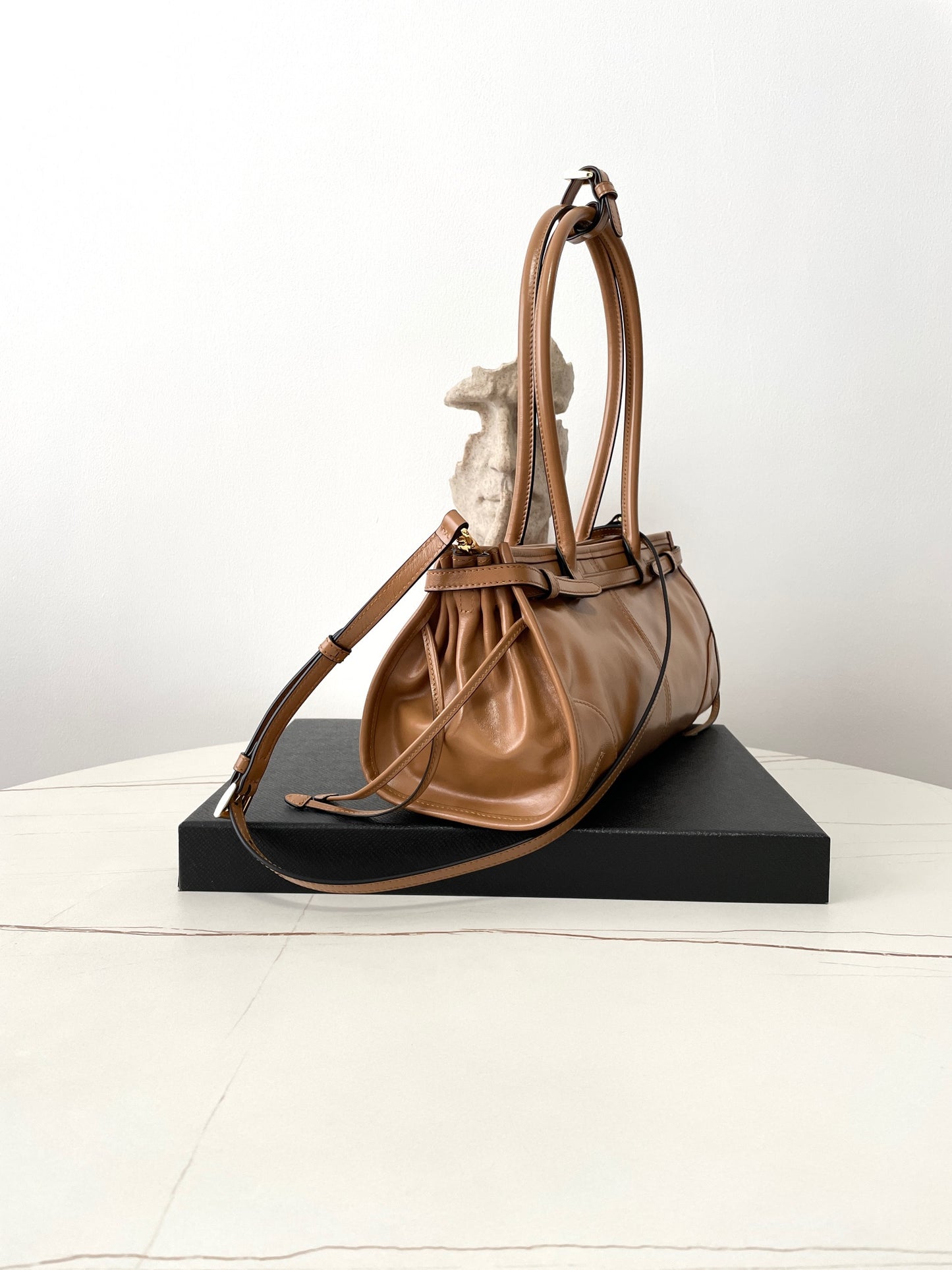 Bonnie Medium Leather Bag Brown - Level 5