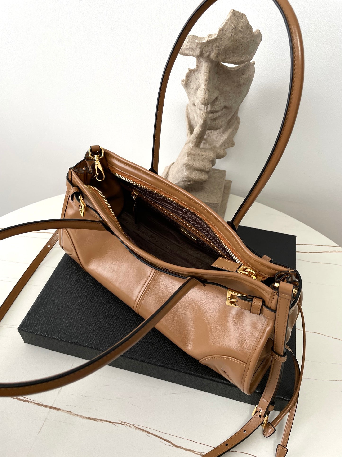 Bonnie Medium Leather Bag Brown - Level 5