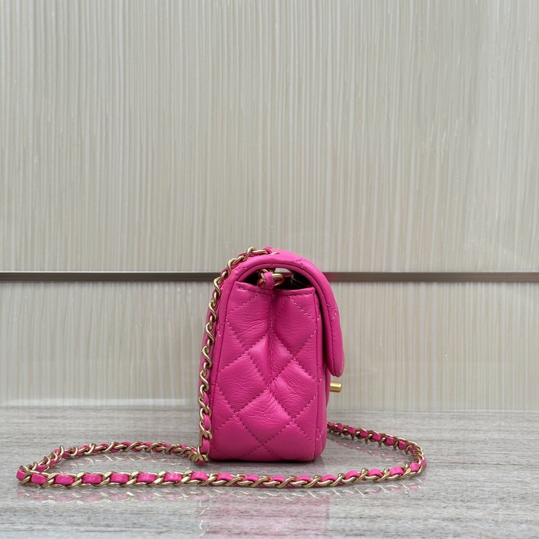Bright Pink Pearl Crush Mini Flap - Level X