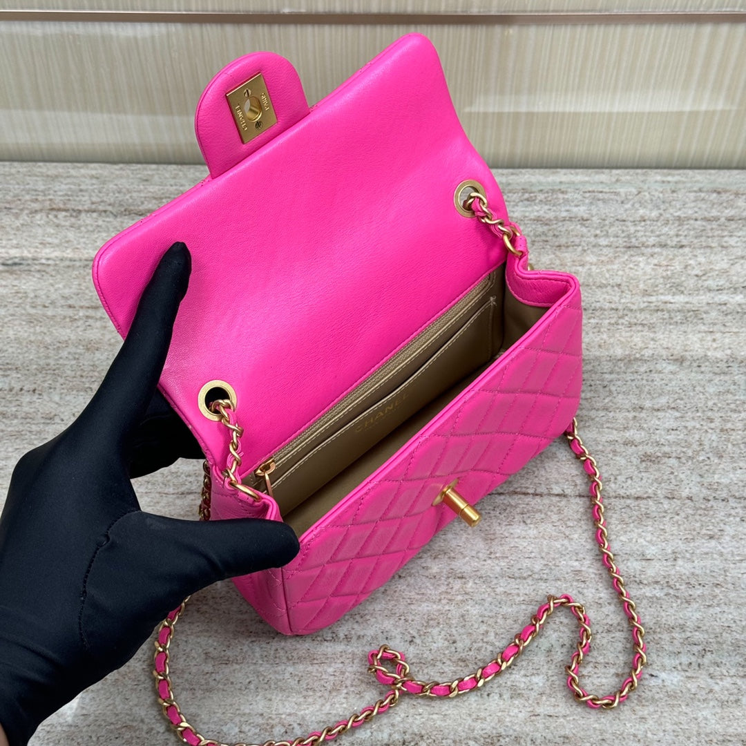 Bright Pink Pearl Crush Mini Flap - Level X