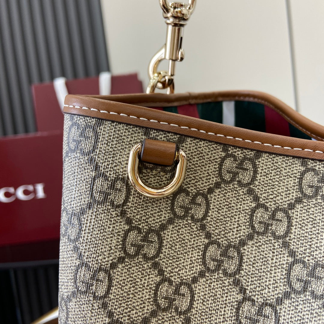 Emblem Small Shoulder Bag - Level 5