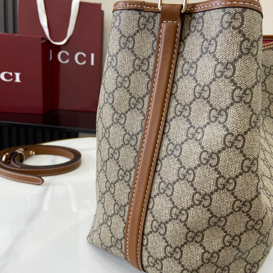 Emblem Small Shoulder Bag - Level 5