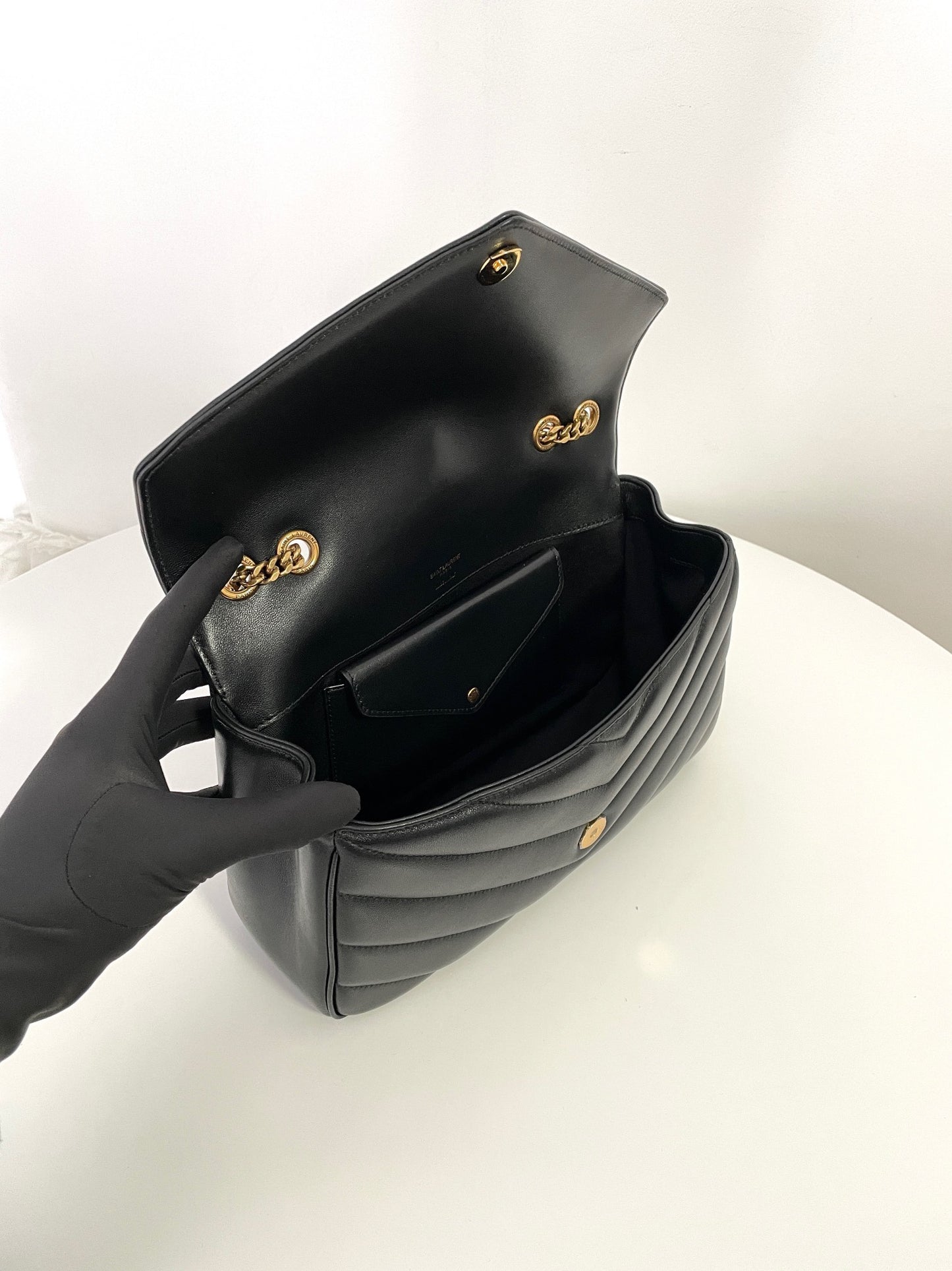 Black Leather New Medium Loulou Bag - Level 5