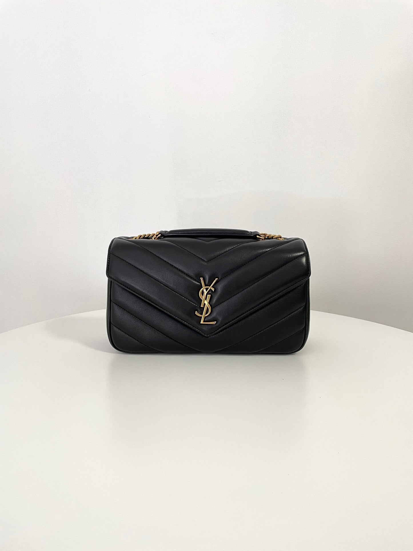 Black Leather New Medium Loulou Bag - Level 5