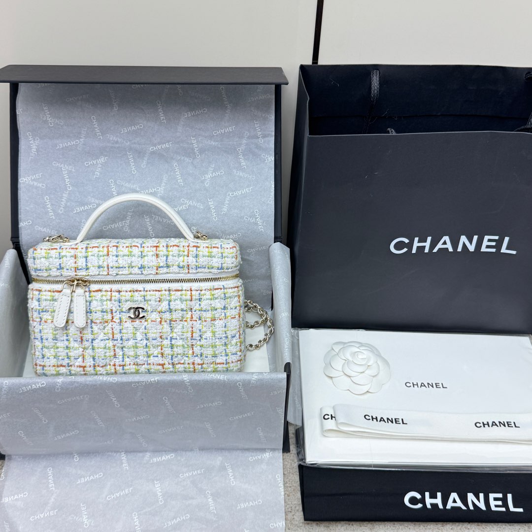 White Tweed Vanity Bag - Level X