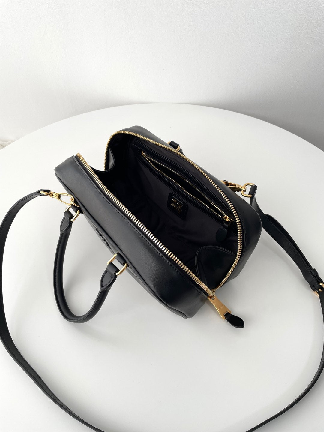 Black Leather Medium Arcadie Bag - Level 5