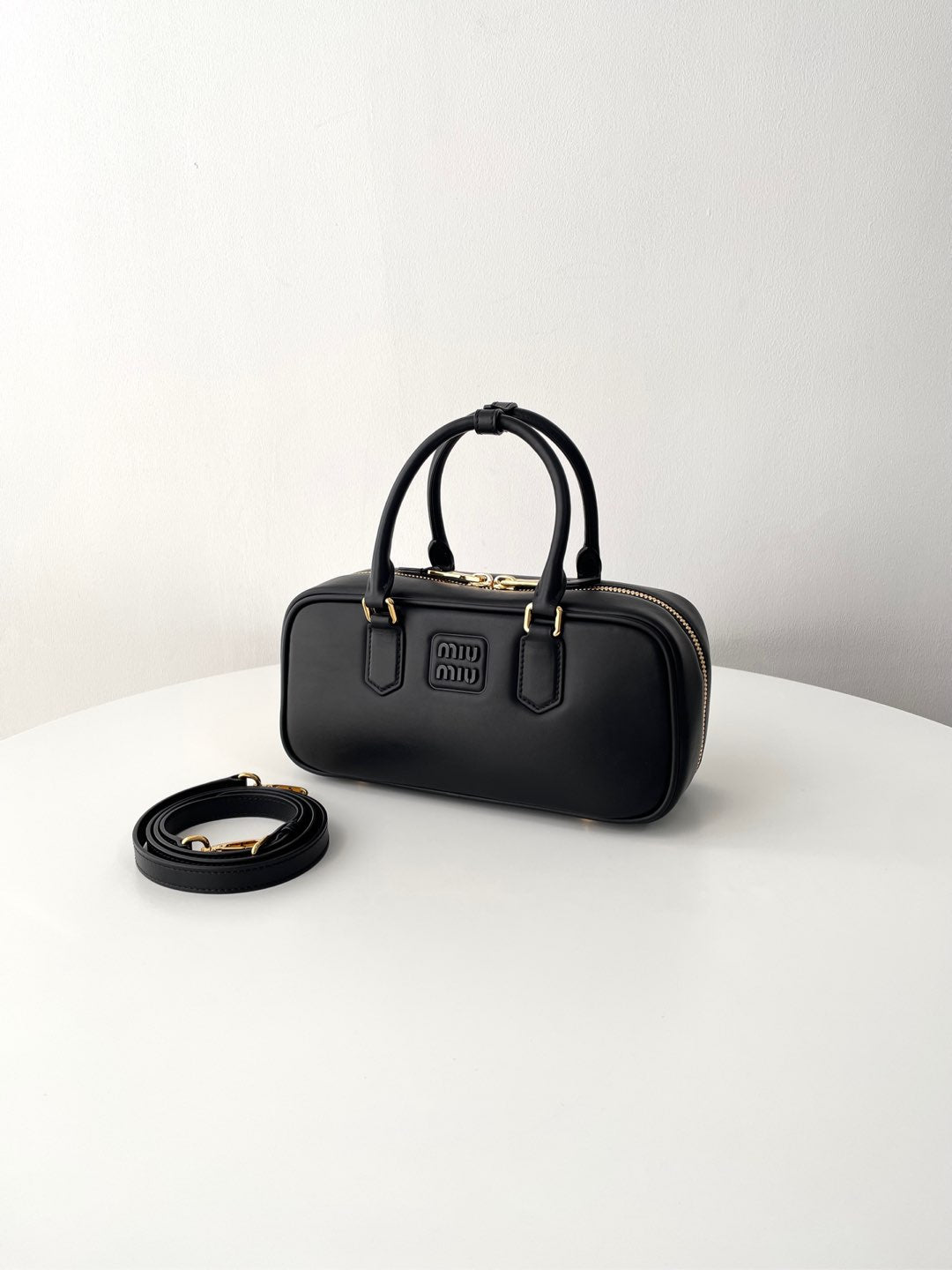 Black Leather Medium Arcadie Bag - Level 5