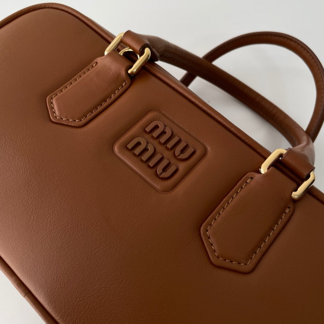 Brown Leather Medium Arcadie Bag - Level 5