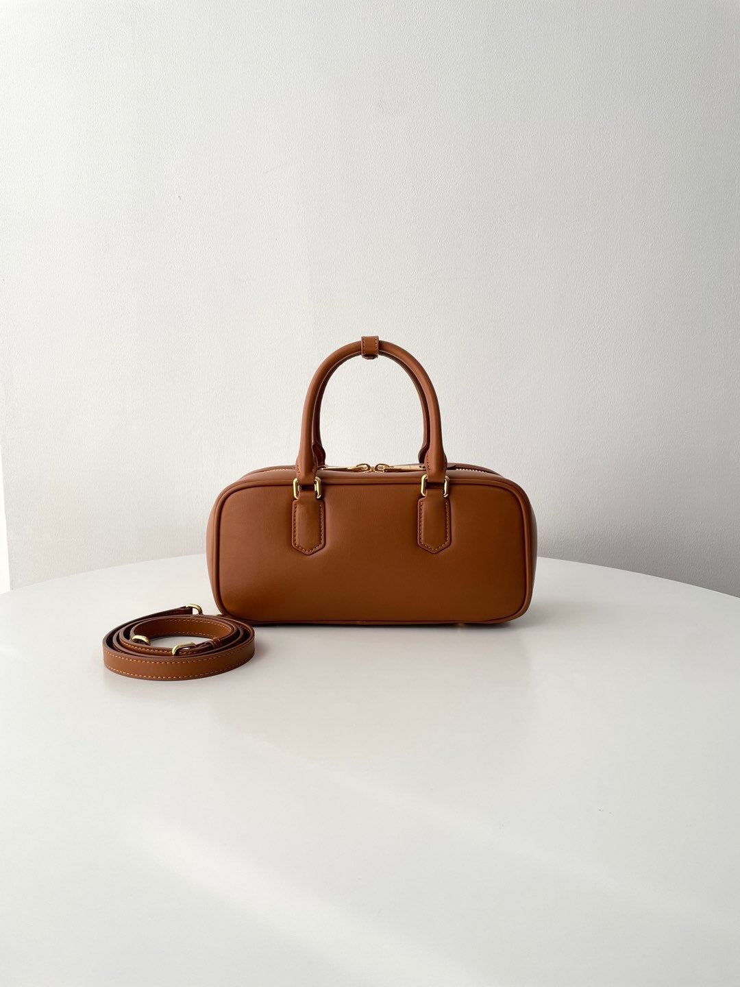 Brown Leather Medium Arcadie Bag - Level 5