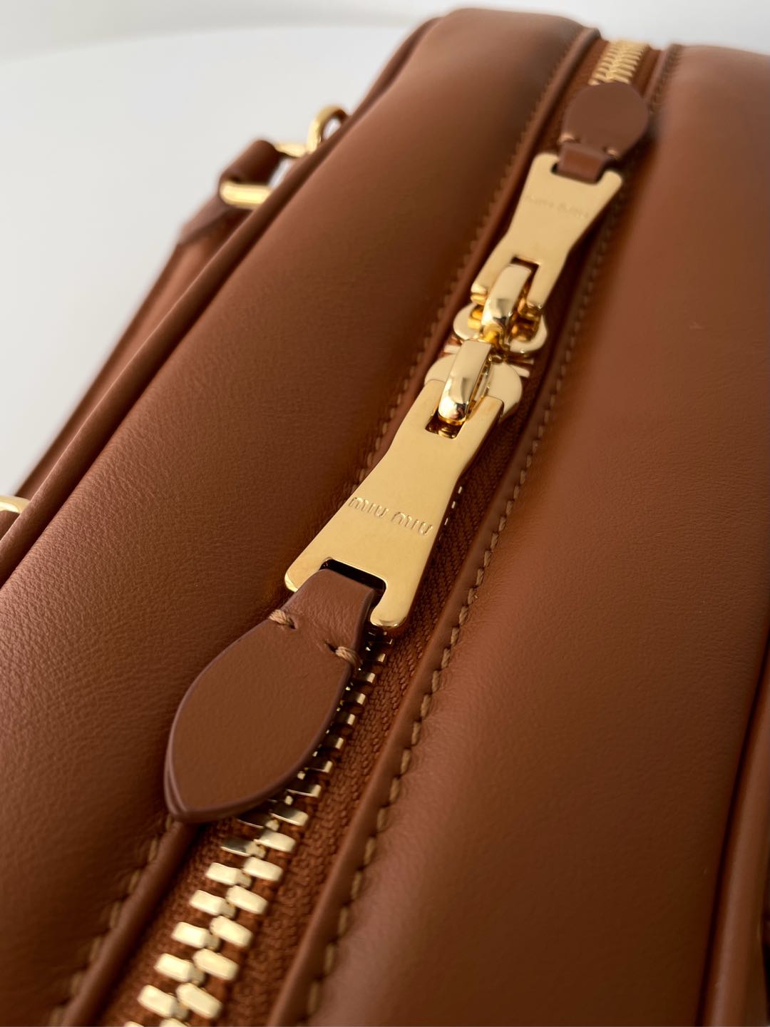 Brown Leather Medium Arcadie Bag - Level 5