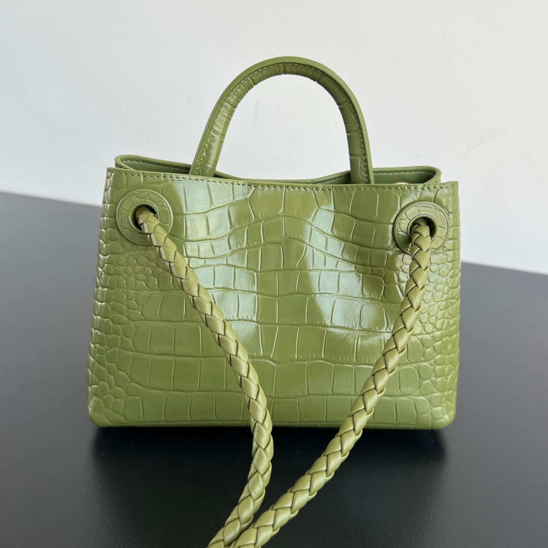 Mini Andiamo Tote Green Crocodile - Level 5