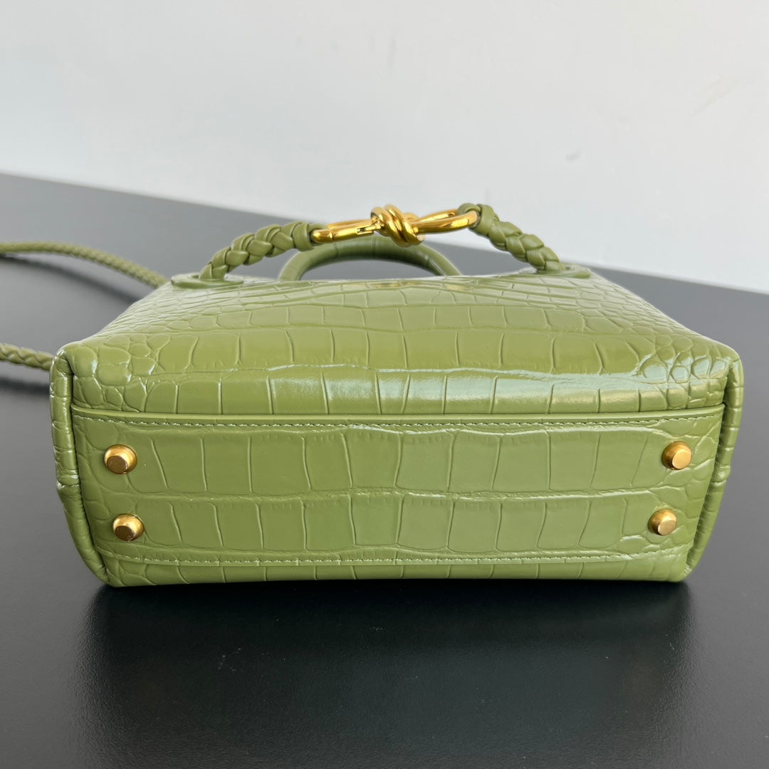 Mini Andiamo Tote Green Crocodile - Level 5