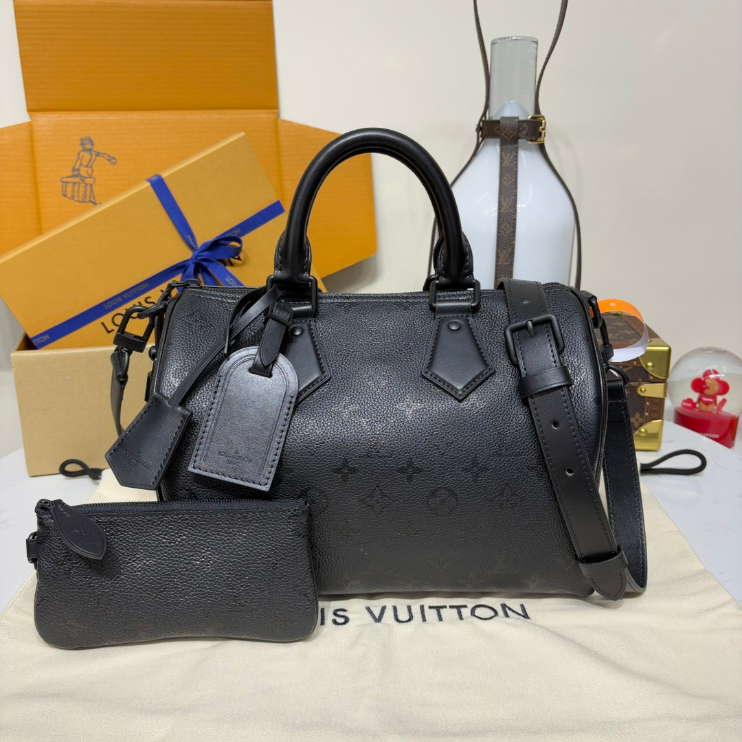 P9 Speedy 30 Bandouliere Ultra Black Leather - Level 5