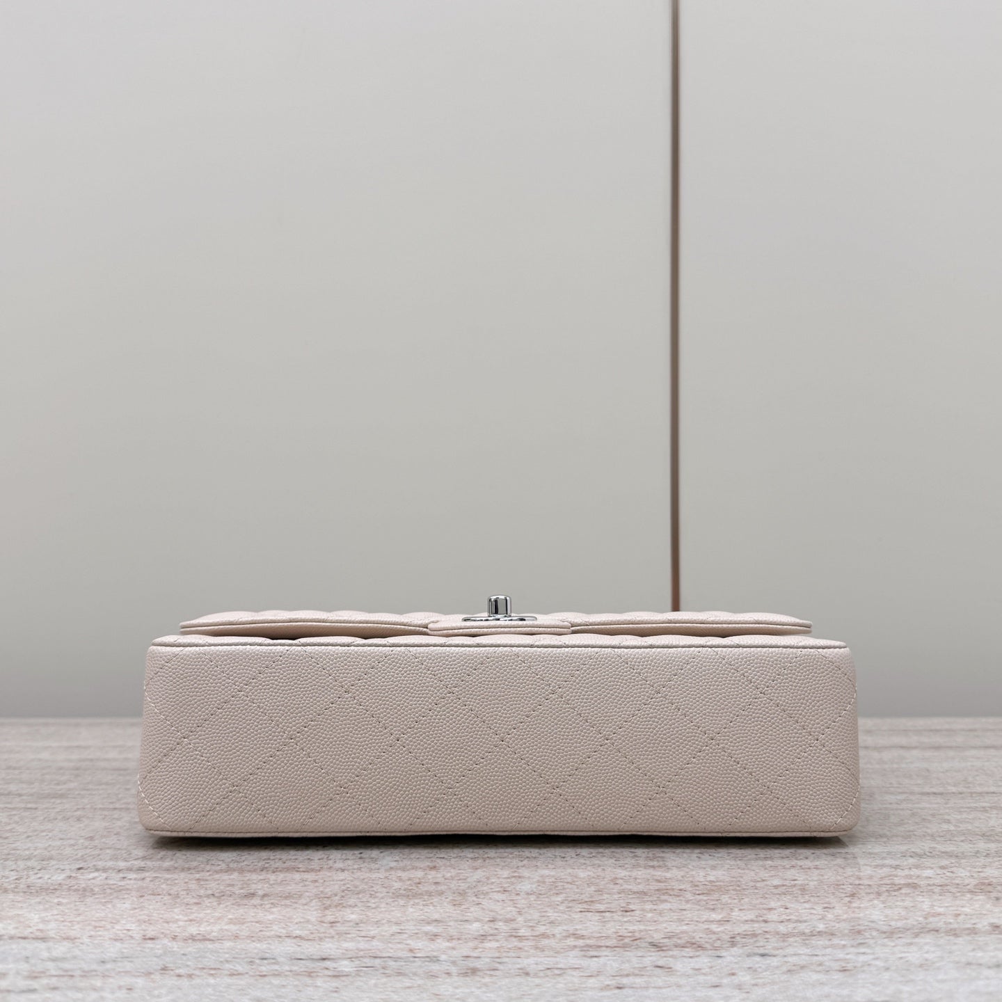 Ivory Caviar Leather Medium Flap Bag - Level X