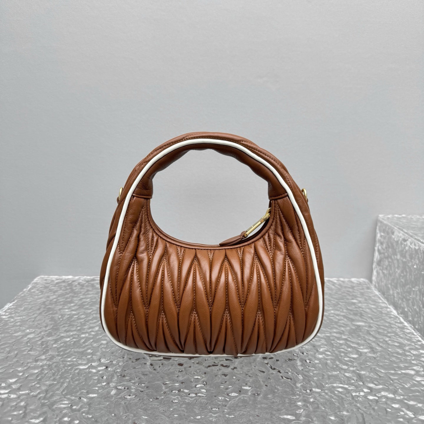 Brown Leather Wander Bag - Level 5